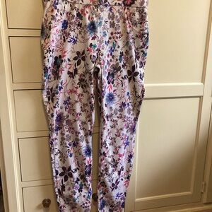 Hue brand floral print denim leggings